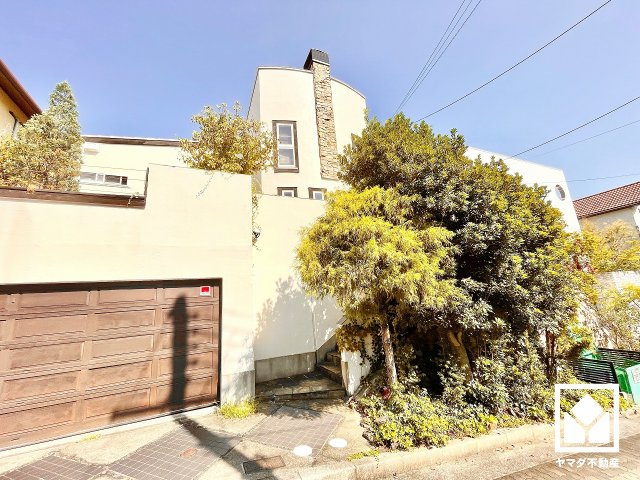 西宮市苦楽園三番町