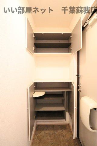 おゆみ野ドリームマウンテン　Ｂの玄関|シンプルで使いやすい玄関です