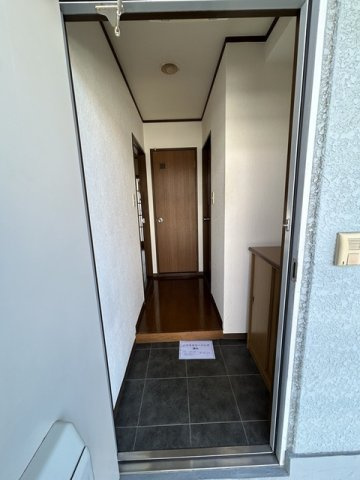 シティハイムイグサⅢの玄関