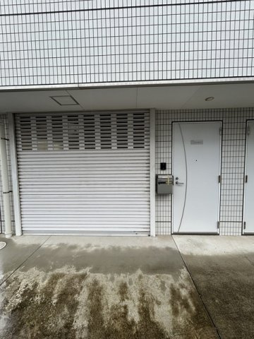 シティハイムイグサⅥの玄関