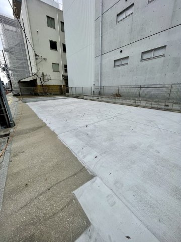 ＫＡＭＥＤＡビルの駐車場