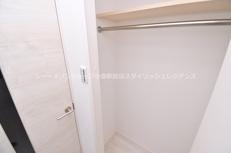 MDIグランコルディール室町の収納|床・建具・アクセントクロス等は階数により異なる為、現況を優先致します。
