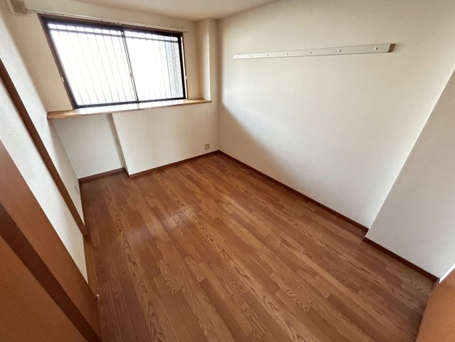 【寝室】