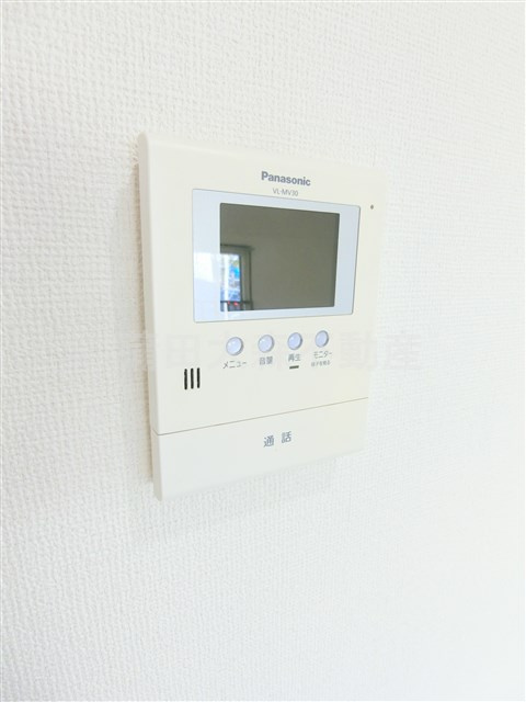 メゾンニトウB館の設備|TVモニター付インターホン