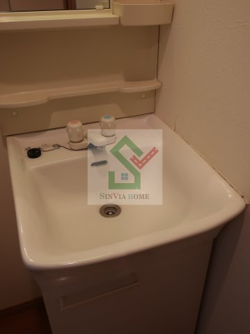 パークイーストの独立洗面台