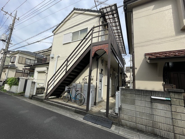 入間郡毛呂山町若山　アパートの外観