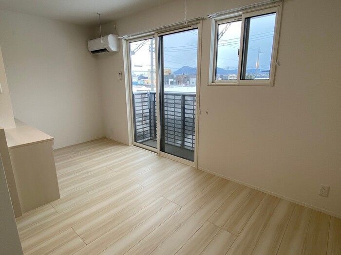 D-ROOM水落町の居間・リビング
