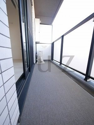 ガーラステーション横浜大口のバルコニー