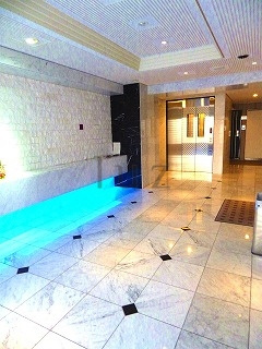 ガーラステーション横濱桜木町のロビー