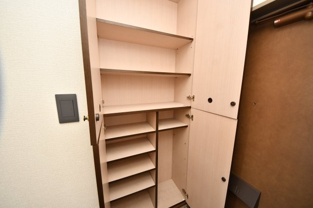 メゾンガーデンプラザの収納