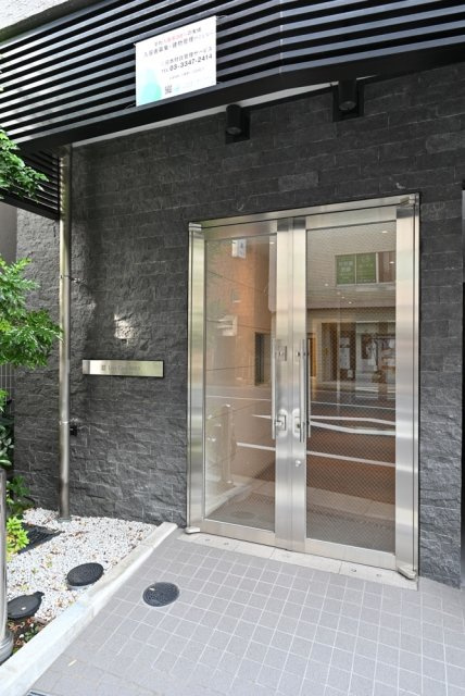 墨田区両国１丁目の賃貸マンションのエントランス