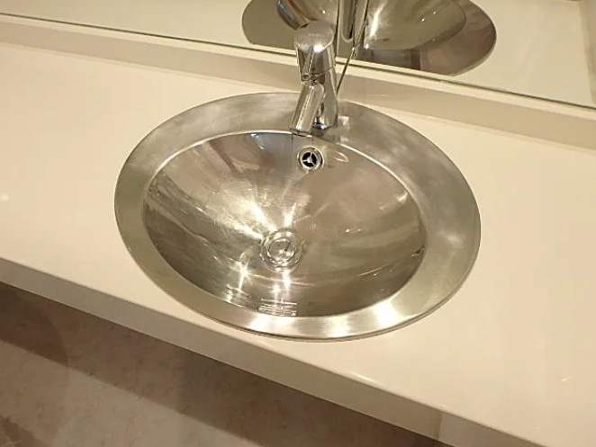 KJ新板橋の洗面所