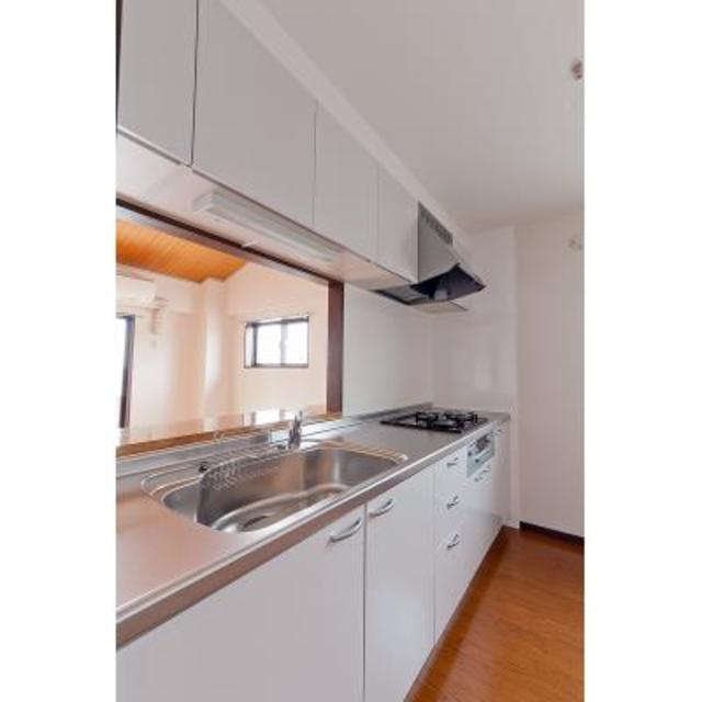 カーザ・エッチェルサ世田谷（増築部分）のキッチン|※写真は同タイプ住戸です。