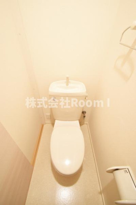 【トイレ】 | メゾン・リドフェーブ | 落ち着いた色調のトイレです