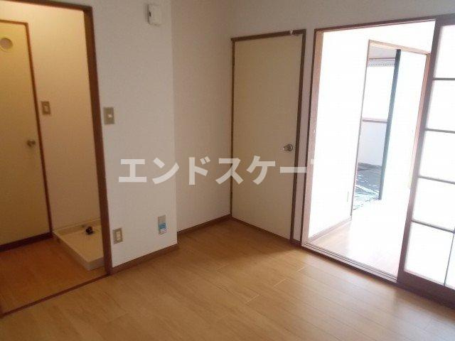 関口ハイツの居間・リビング|高崎、前橋のお部屋探しはエンドスケープまで！お客様の理想お聞かせ下さい♪