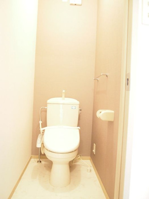 【トイレ】 | ツインパティオ　Ａ/Ｂ | ゆったりとした空間のトイレです