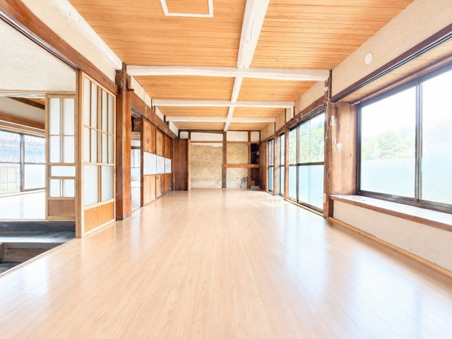 茨城町野曽中古物件の洋室