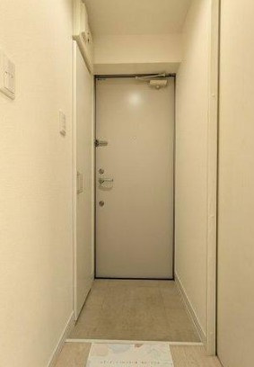 ディアコート南行徳の玄関