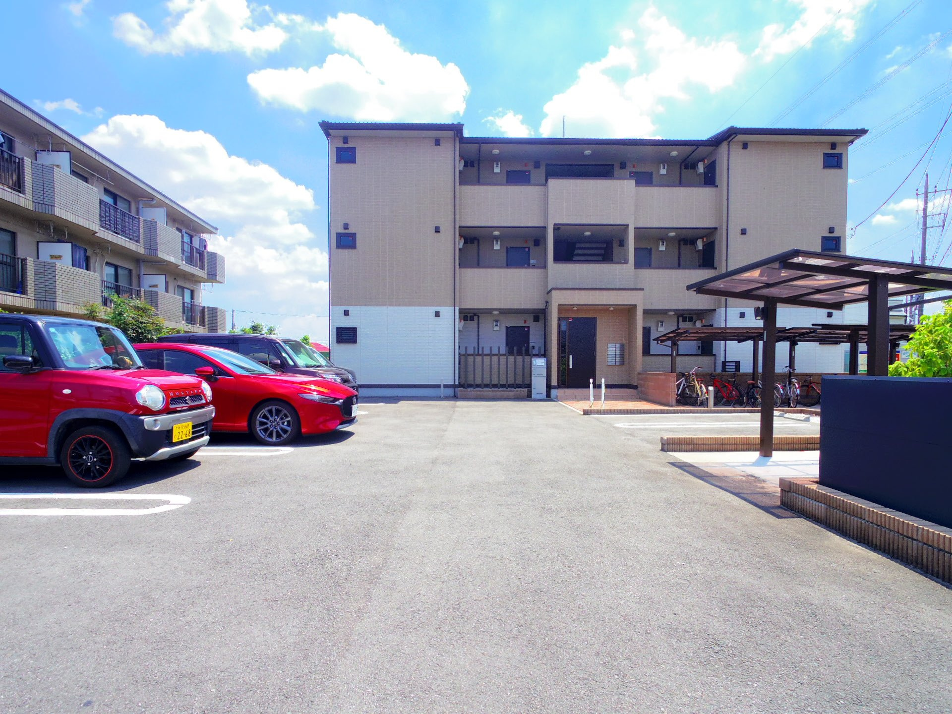 ｐｒｉｍａｖｅｒａの駐車場