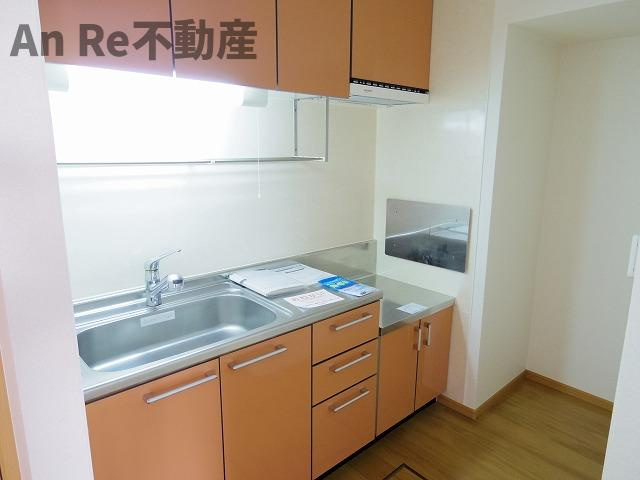 川口市戸塚東３丁目の賃貸マンションのキッチン