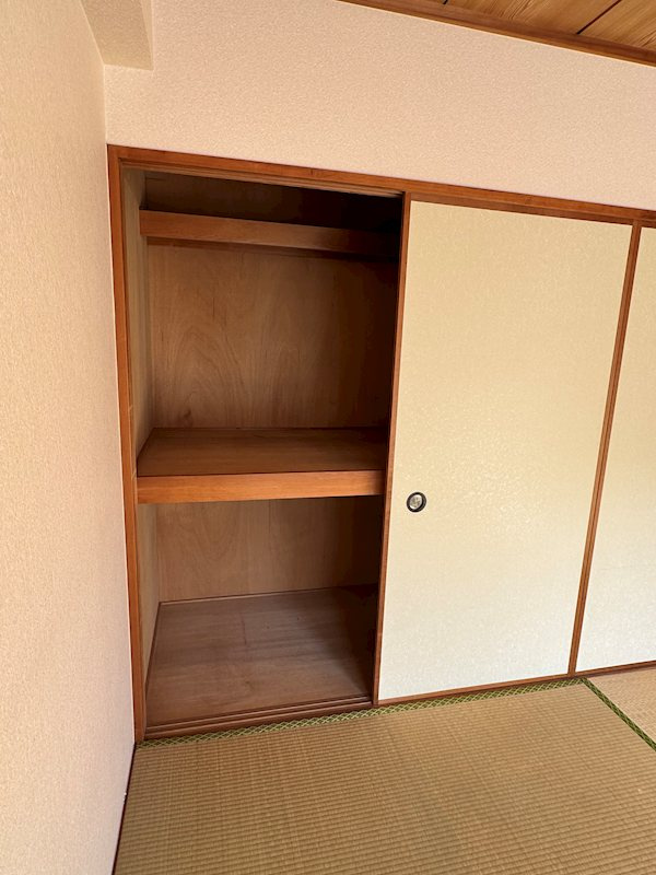 内田ビルの収納