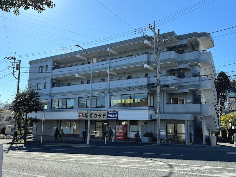 内田ビルの外観
