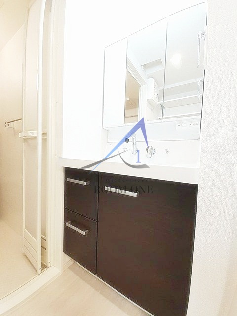リヴェール桜新町の洗面所|洗面台です。