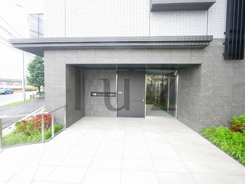 ガーラヴィスタ元住吉のエントランス
