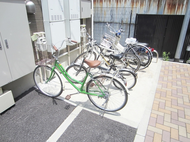 プライムコートAのその他共用部分|駐輪場は広めにとってあります！