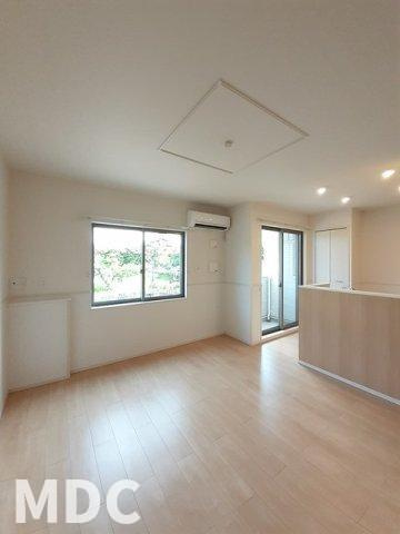 エレガンシア藍住Ａの居間・リビング