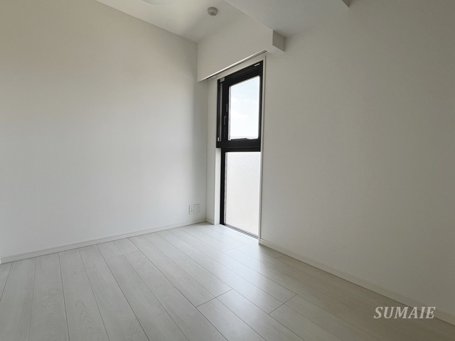 S-RESIDENCE王子westの洋室|4.4帖の洋室です☆