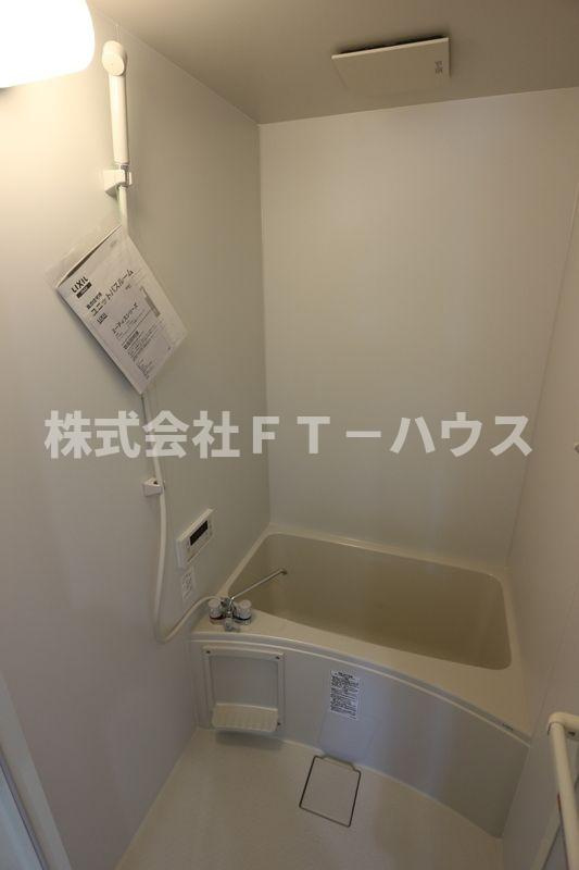 フラットフィールド市川の浴室