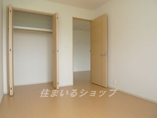 マイネ　ファミーリエ　Ⅰの寝室|クローゼットあり