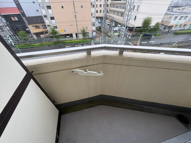 ラフォーレ菱屋西IIのバルコニー