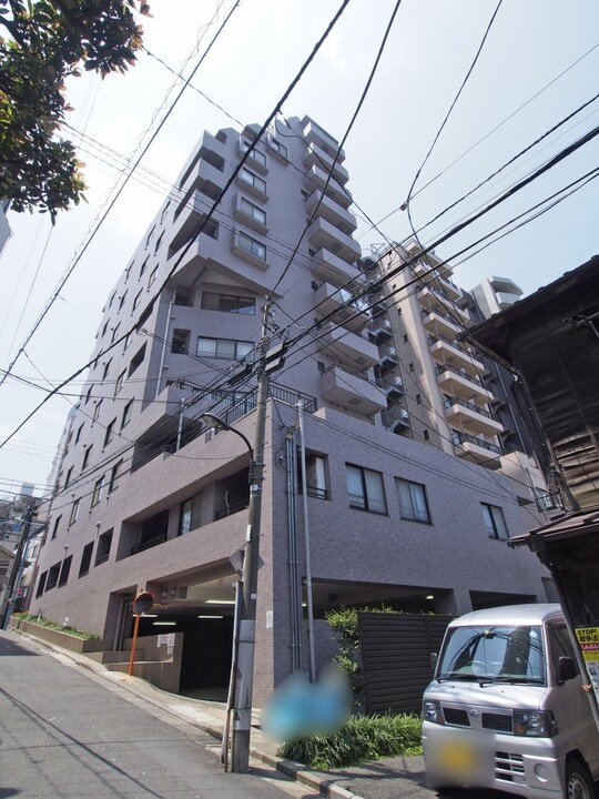 スヴェニール早稲田夏目坂の外観|スヴェニール早稲田夏目坂：「牛込柳町」駅徒歩４分！