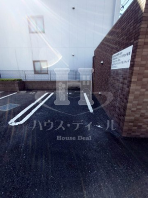 【駐車場】 | グレース　ヴィレッジ | 駐車スペースもあります