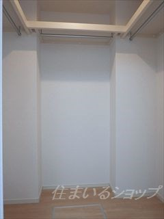 スターライズ可部南の収納|ウォークインクローゼット