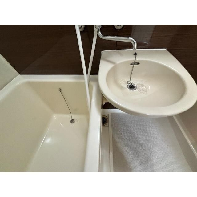 セラーズ二宮の洗面所