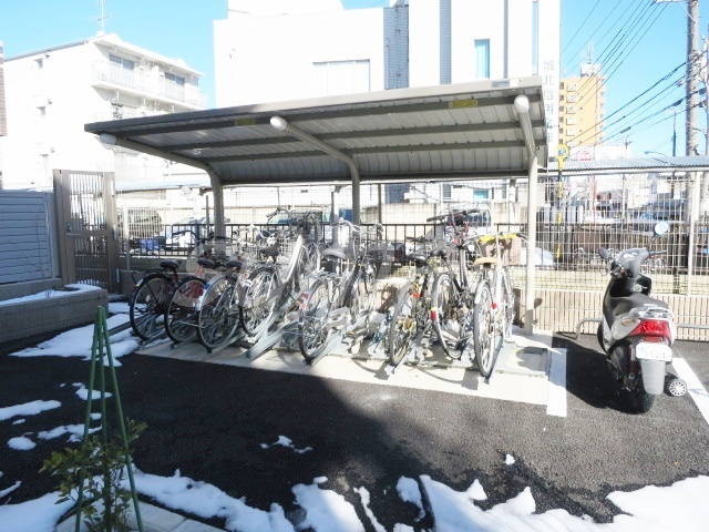 ブロッサムコートのその他共用部分|駐輪場です☆