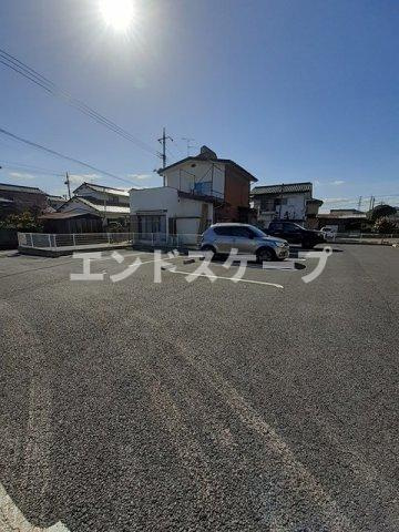 プロスペラールの駐車場|高崎、前橋のお部屋探しはエンドスケープまで！お客様の理想お聞かせ下さい♪