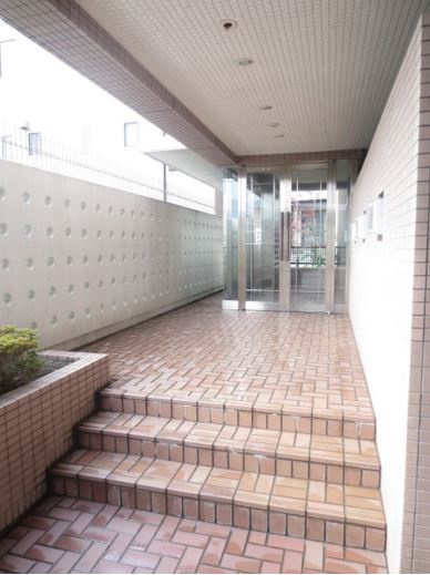 【エントランス】 | リストラフェイス