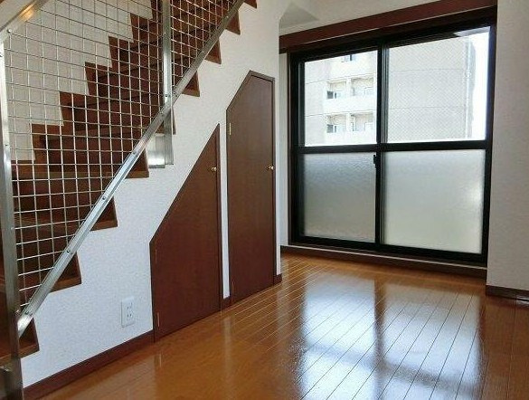 トーシンフェニックス高円寺南の居間・リビング