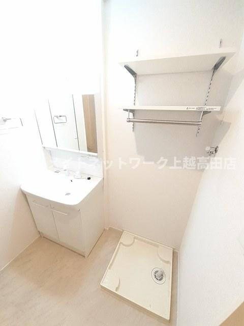 パインエコーの洗面所|洗髪洗面化粧台