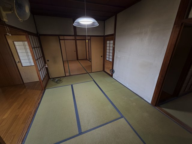 里見平家貸戸建の和室