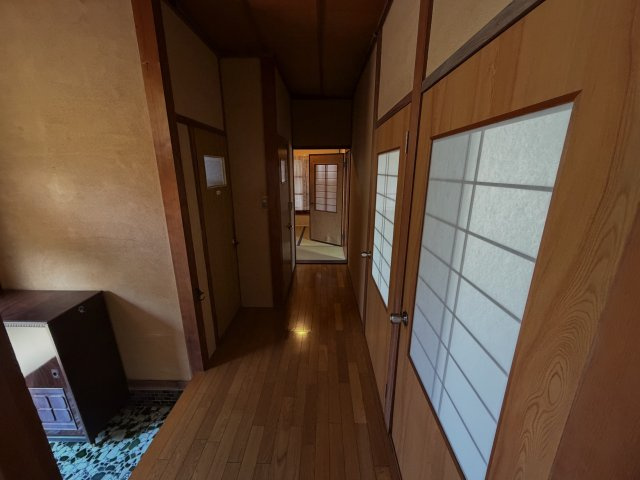 里見平家貸戸建の内装