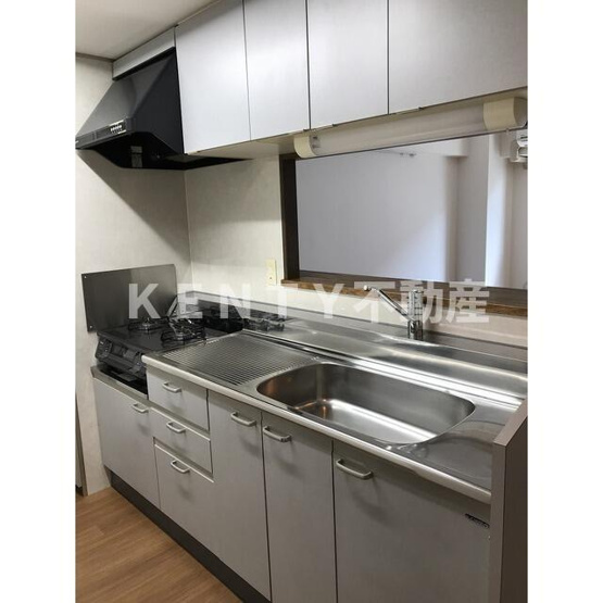 【キッチン】 | アイルサイドテラス | キッチンでお料理をお楽しみください