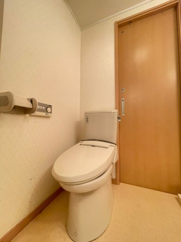 本郷カクⅢビルのトイレ|温水洗浄便座