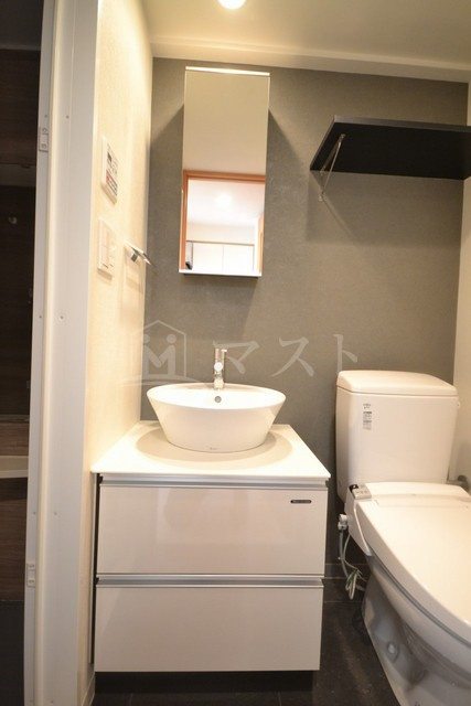 エスライズ西本町の洗面所