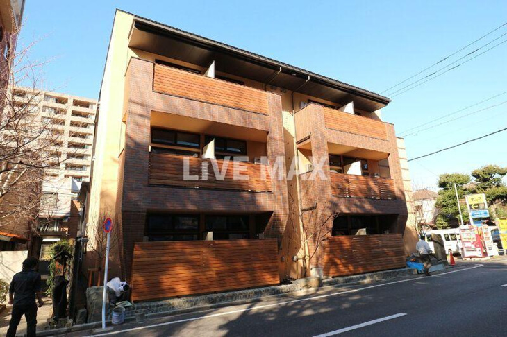 【エントランス】秋桜館 