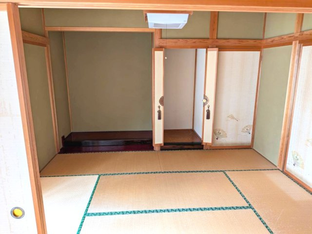 下島　中古住宅の和室|１階